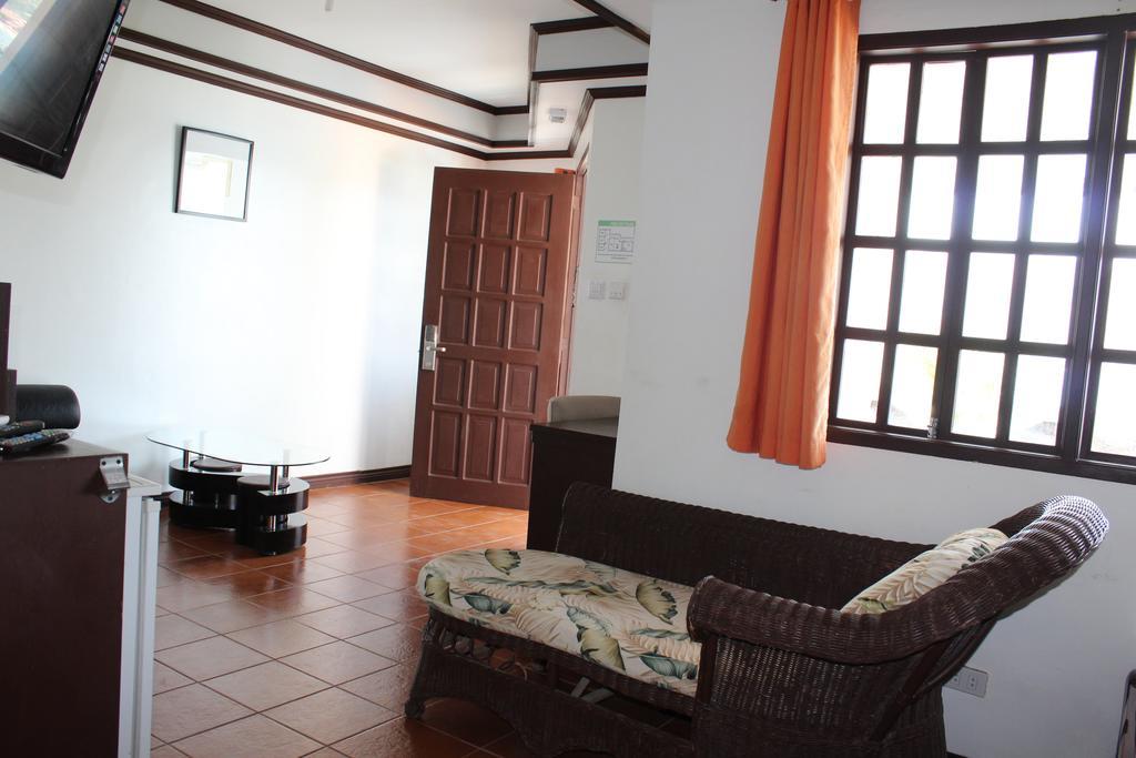 Subiza Beach Resort Olongapo Exterior foto
